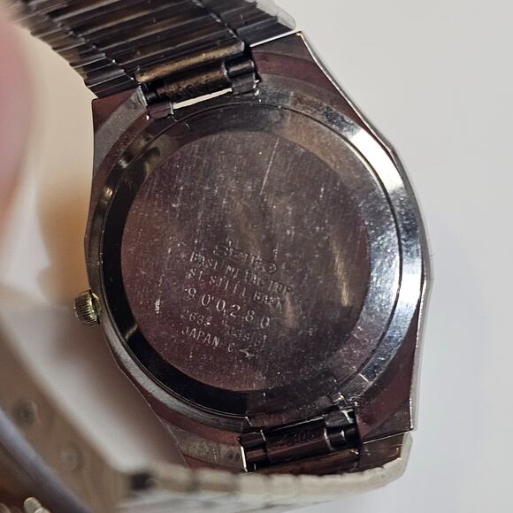 Lot of Vintage Watches Pulsar Seko Swiss Army and Speidel Band for Parts/Repair - Picture 10 of 16